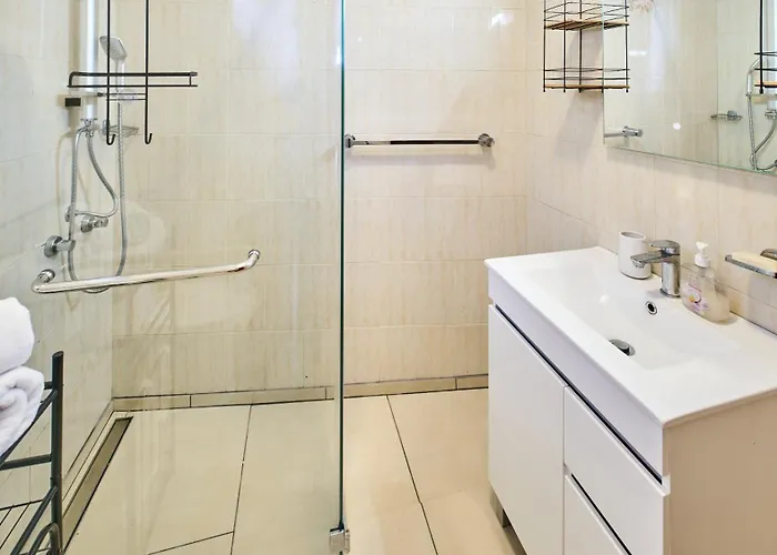 S&i Chillhouse * فونشال