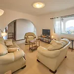 S&i Chillhouse بيت للعطل فونشال