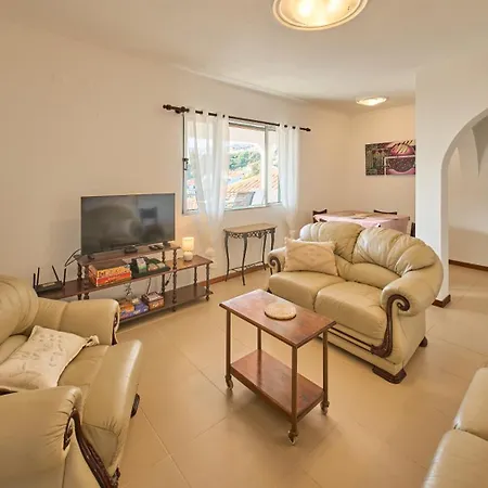 S&i Chillhouse * Φουνκάλ